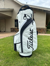 Load image into Gallery viewer, Titleist Cart 14 Bag Swinging Pete
